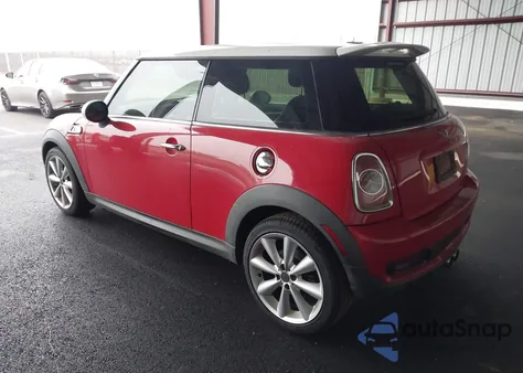 2011 Mini Cooper S из США, поврежденный, VIN WMWSV3C58BTY24829